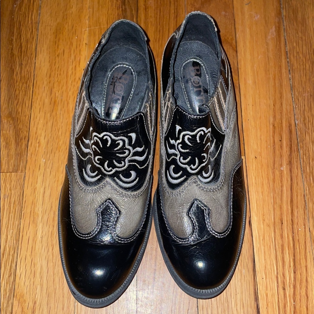 Born Napa Booties.  Leather.  Embroidered.  Floral Design. Size 7.